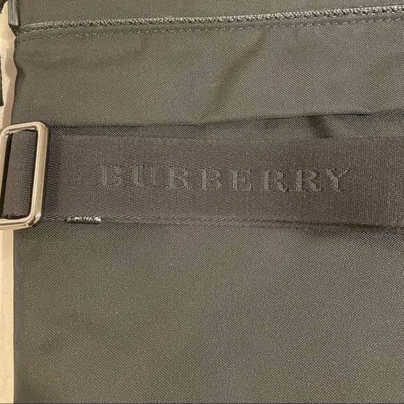 Burberry Crossbody Bag - Picture 3 of 7